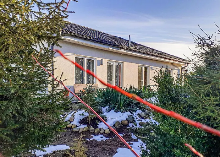 Dom wakacyjny Beautiful In Zbychowo